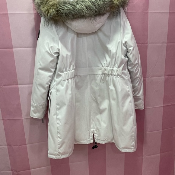 Calvin Klein Performance White Puffer Parka Jacket with Removable Faux Fur Hood - Picture 4 of 6